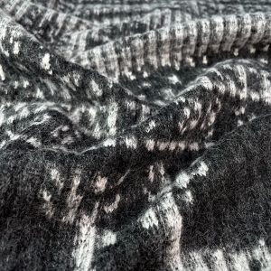 MAGLIA IN LANA CON GRECA E CERVI