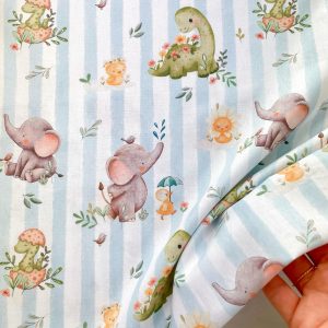 Cotone morbidissimo con Certificazione Oeko-Tex e GOTS a righe con stampa tenerissimi elefantini e piccoli dinosauri