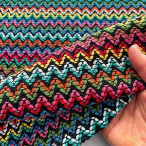 Chanel in cotone con motivo jacquard spinato colorato