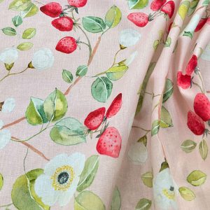 COTONE STAMPA FRAGOLE E FIORI