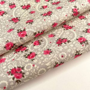 Cotone Certificato Oeko-Tex con stampa paisley e roselline