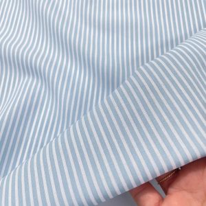 Tessuto in cotone Certificato GOTS a righe azzurro
