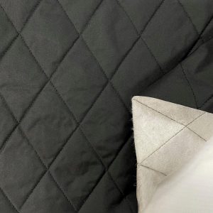 IMPERMEABILIZZATO TRAPUNTATO ROMBI NERO